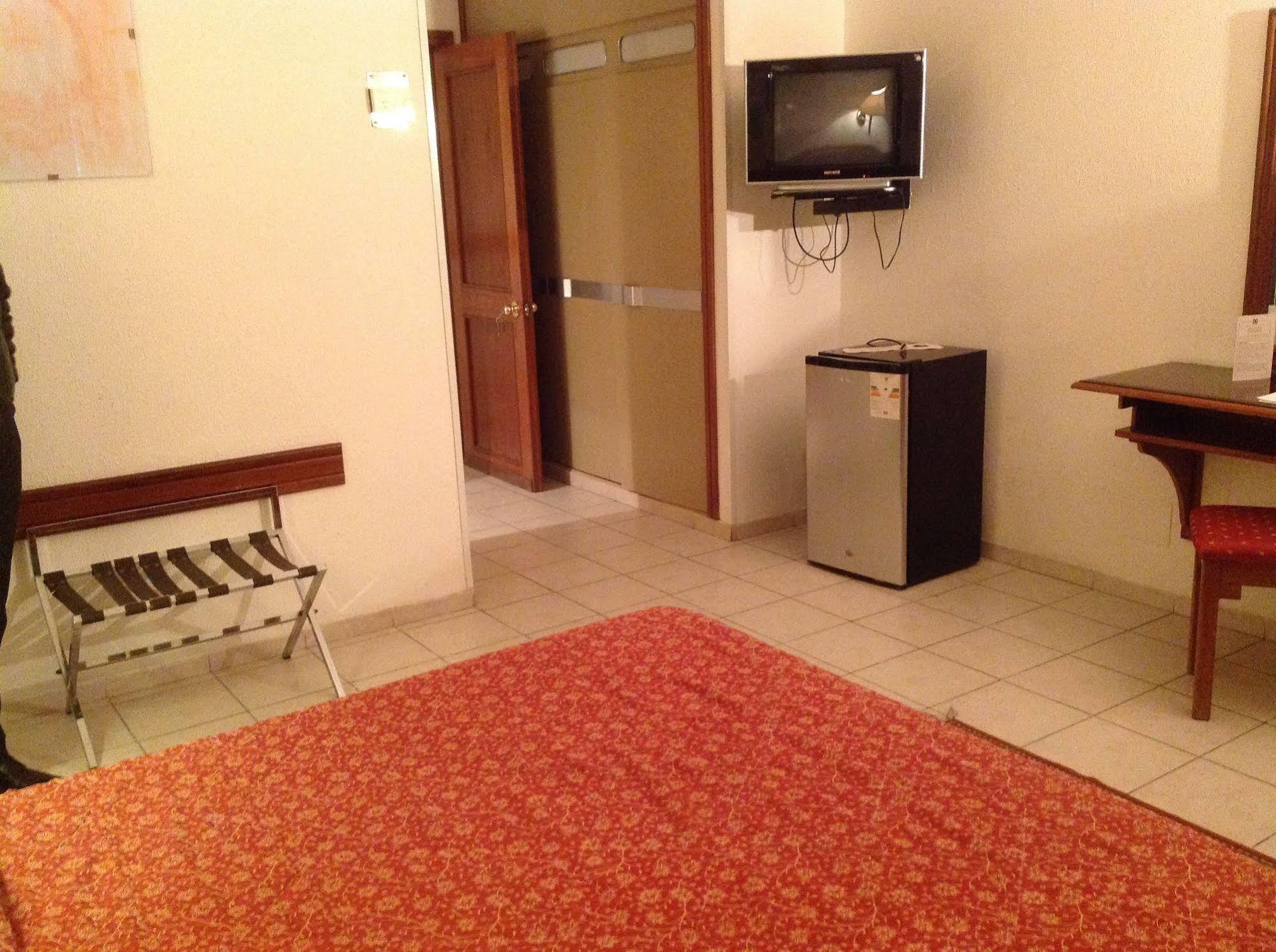 เอล ฮานา อินเตอร์เนชั่นแนล Hotel ตูนิส ภายนอก รูปภาพ